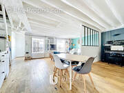 Appartement à PARIS-8E