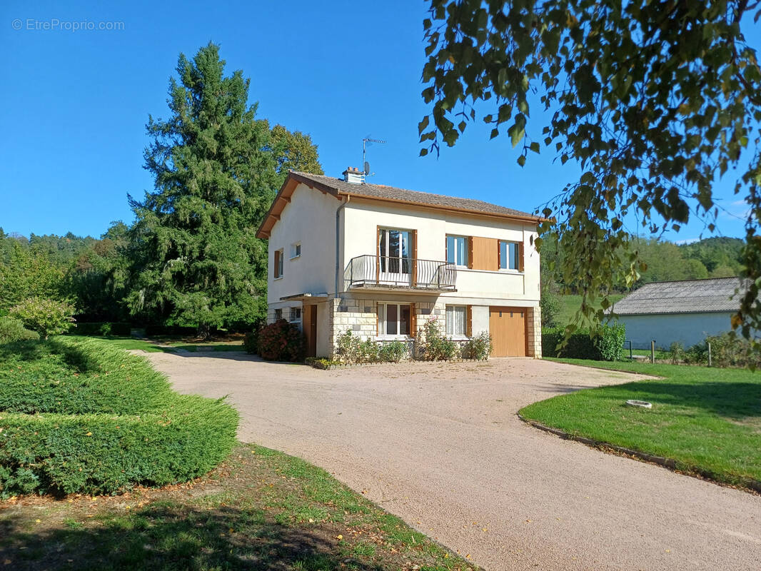 Maison à COURPIERE