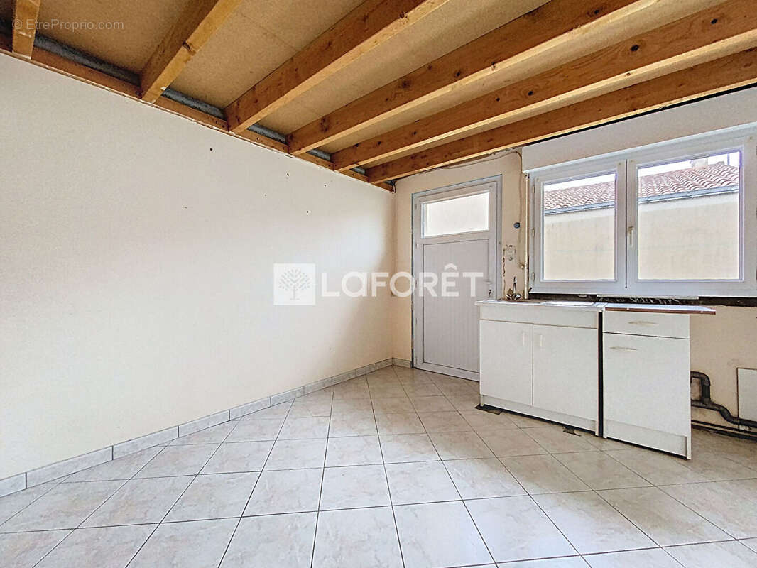 Maison à SAINT-LEGER-SOUS-CHOLET