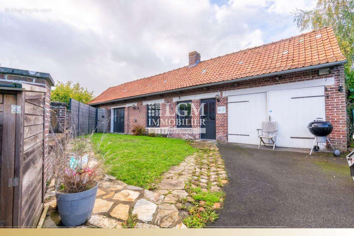 Maison à GODEWAERSVELDE