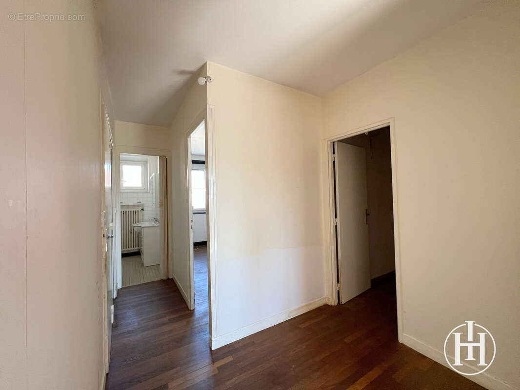 Maison à SAINT-AMAND-MONTROND