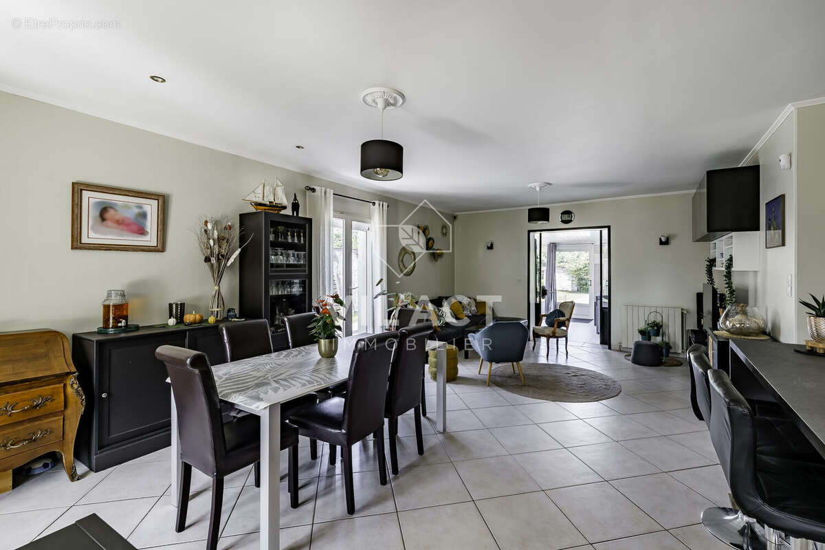 Maison à LE PIAN-MEDOC