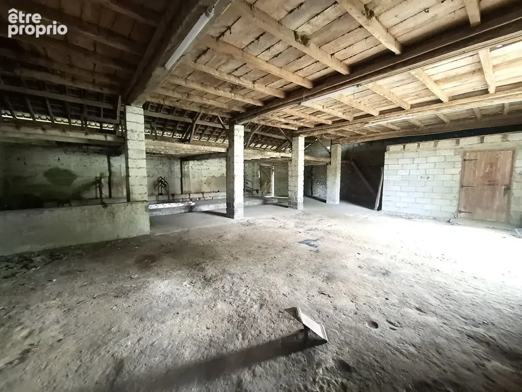 Grange Serres Sainte Marie 200 m² - photo 3