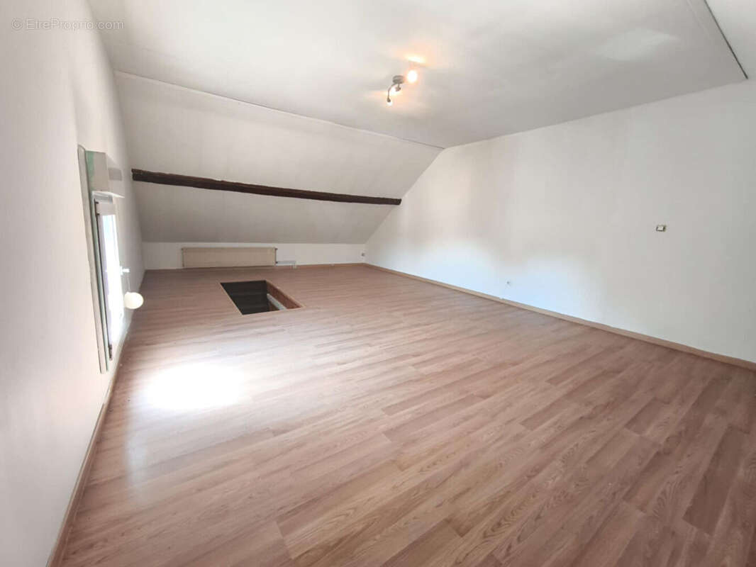 Maison à BRUAY-SUR-L&#039;ESCAUT