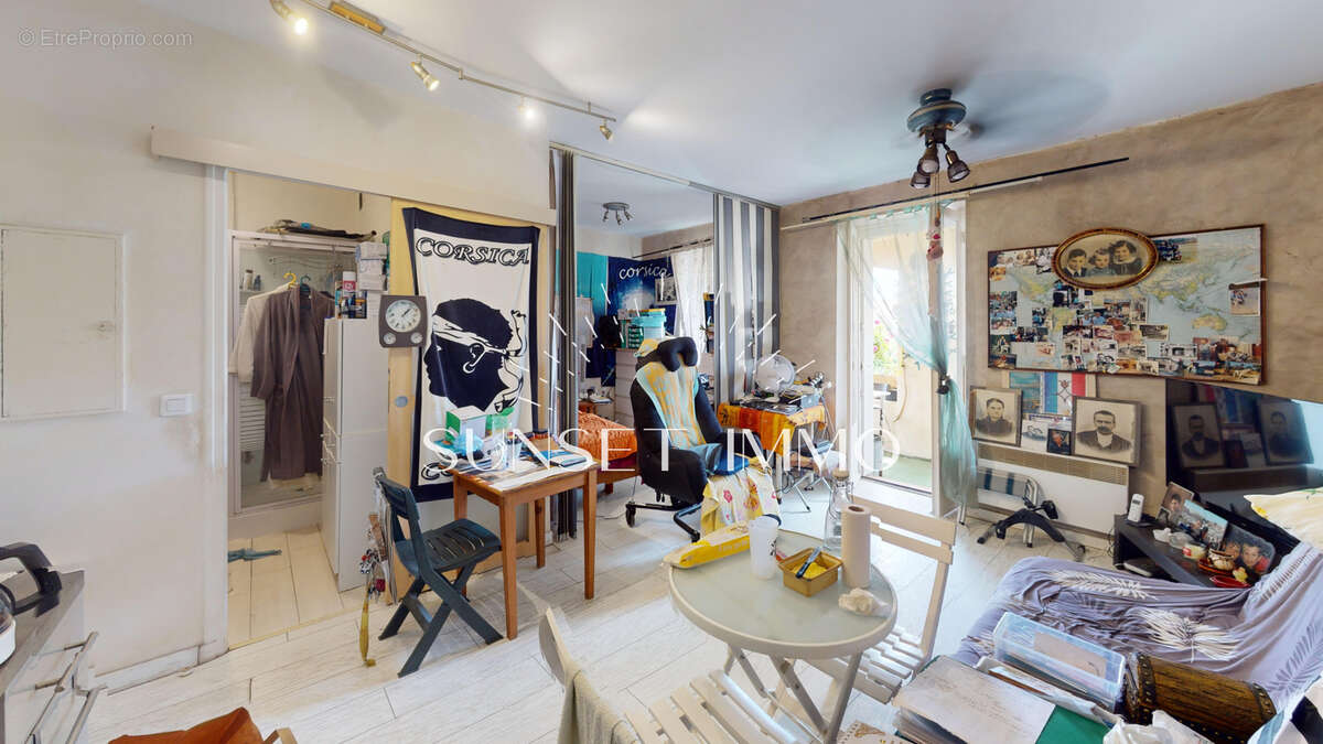 Appartement à SAUSSET-LES-PINS