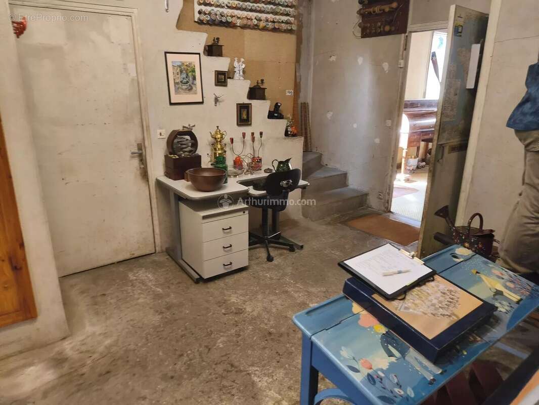 Maison à rénover à La Chartre sur le Loir - photo 4