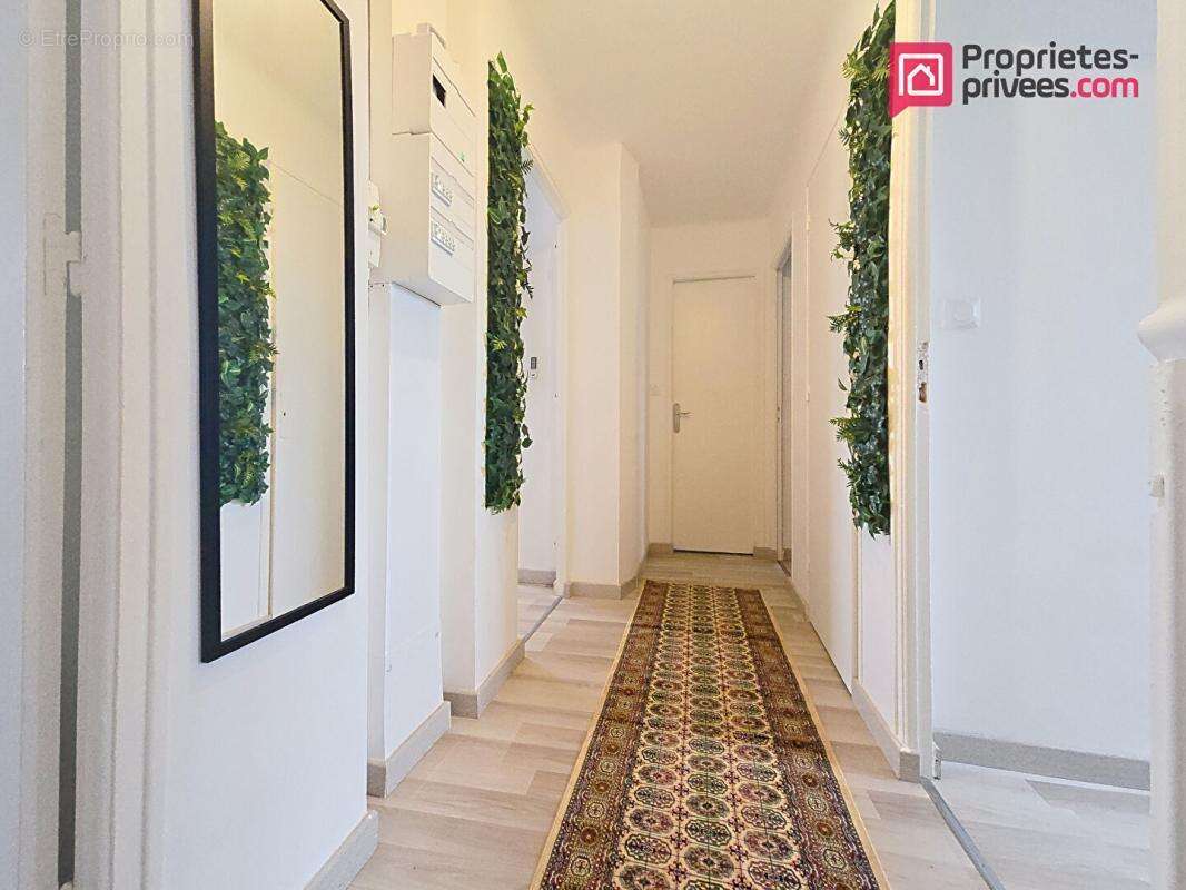 Appartement à BOLLENE