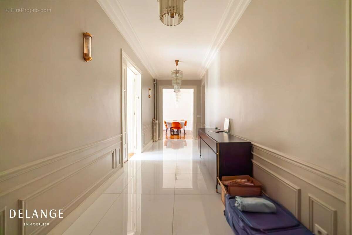 Appartement à PARIS-19E