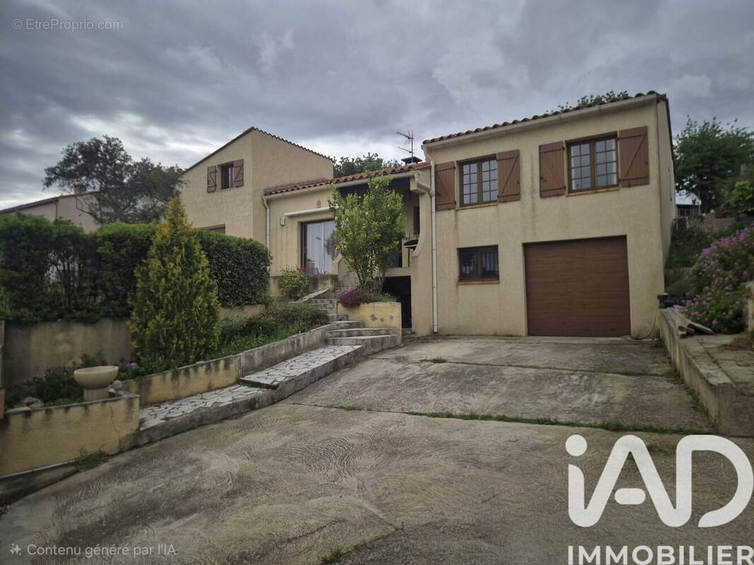 Photo 1 - Maison à SAINT-ESTEVE