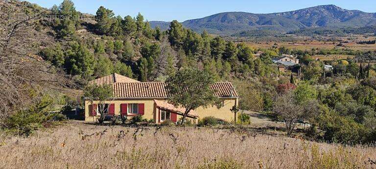 Maison à EMBRES-ET-CASTELMAURE