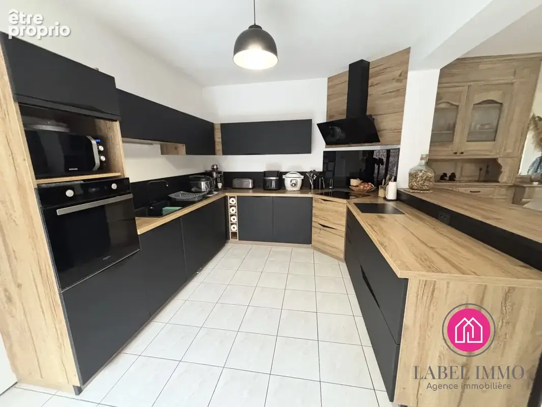 Maison 9 pièces 230 m² à vendre à Hasnon (59178) - photo 6