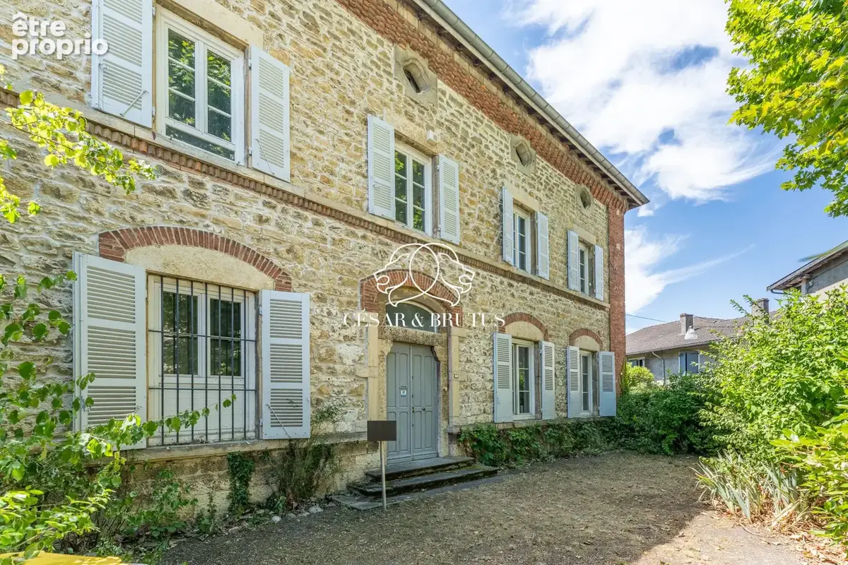 Maison 272 m² à Meximieux  - photo 3