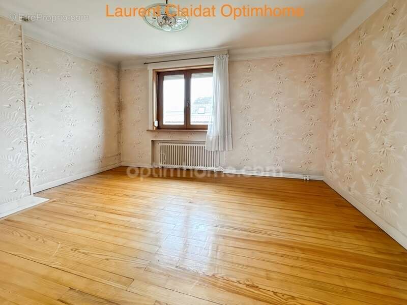 Maison à SAINT-QUENTIN