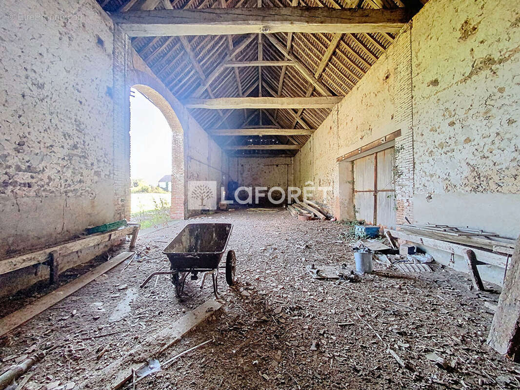 Maison à ILLIERS-L&#039;EVEQUE