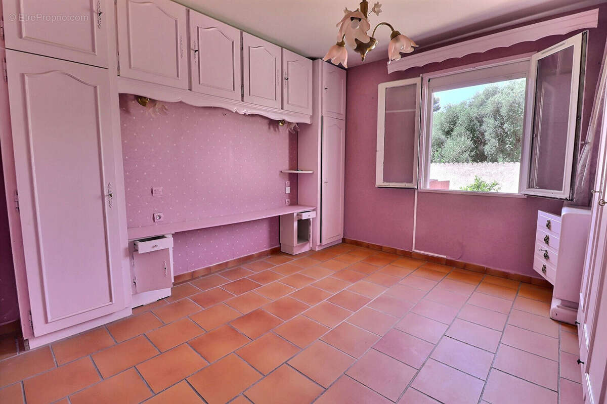 Maison à LA LONDE-LES-MAURES