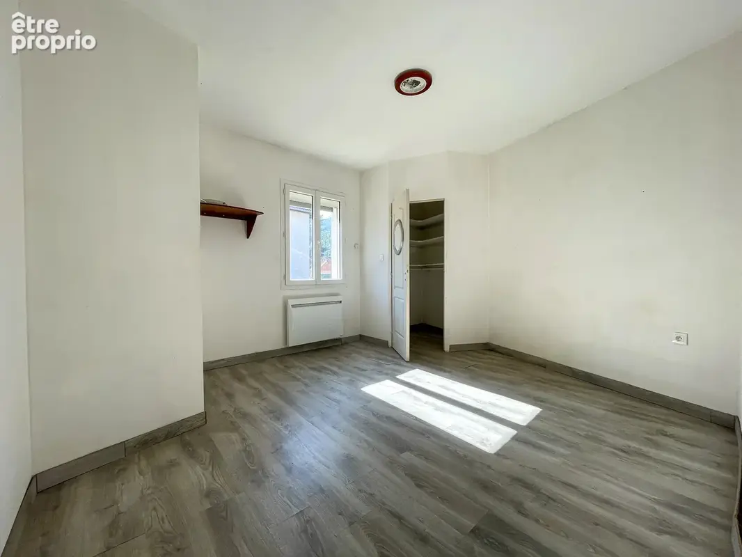 Maison mitoyenne à fort potentielle - photo 8