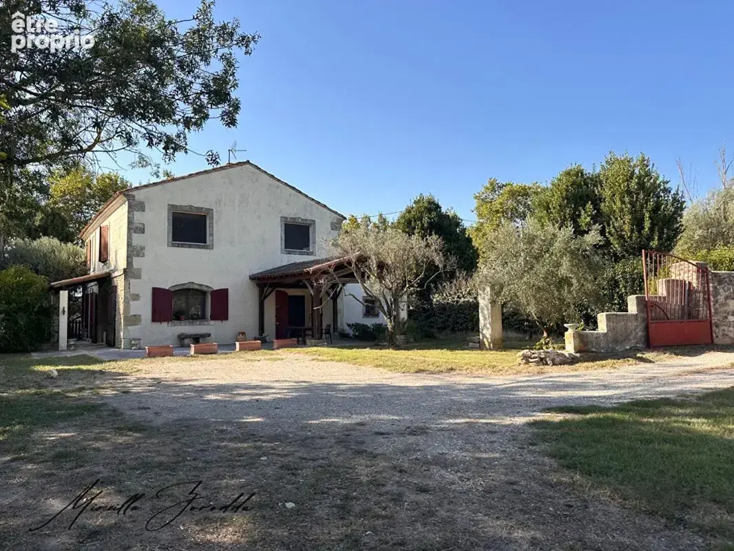 Photo Maison à Arles au prix de 385 000€