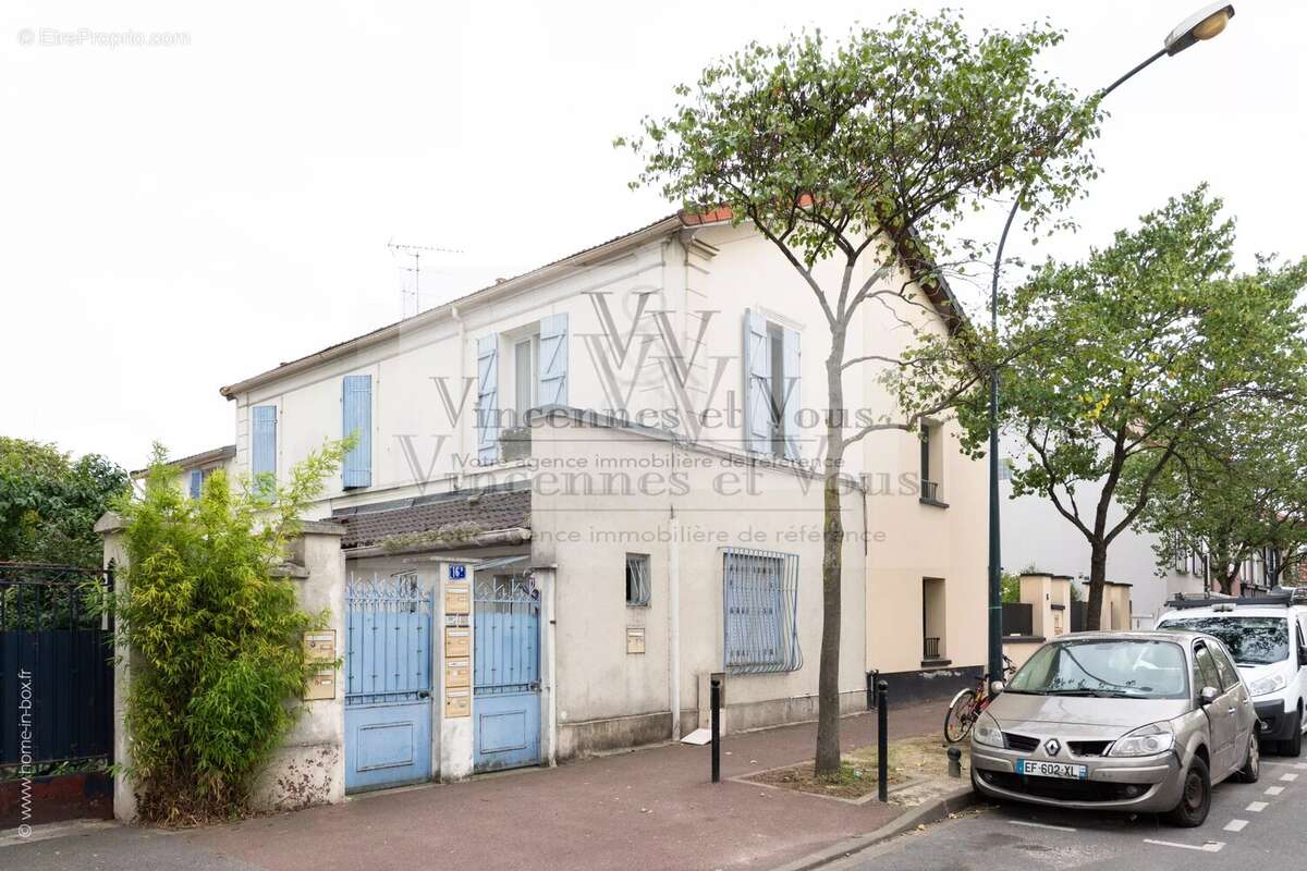Appartement à SAINT-MAUR-DES-FOSSES