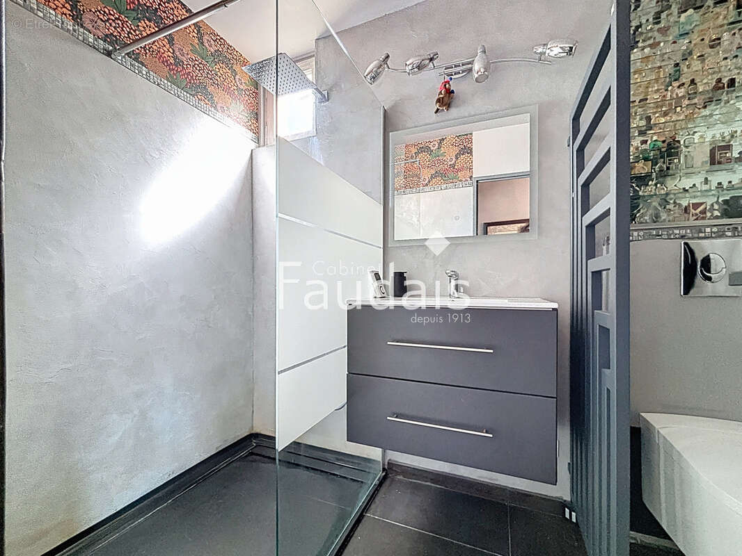 Maison à PONT-HEBERT