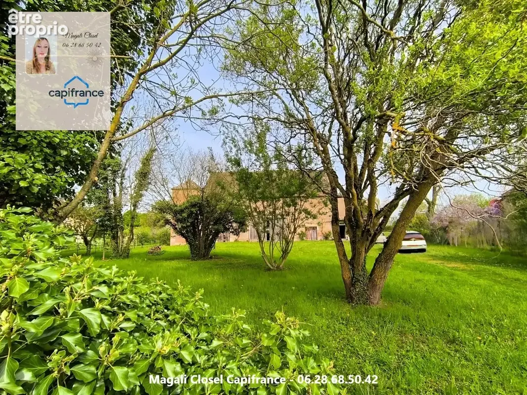 Ensemble immobilier de charme avec grange et pigeonnier sur terrain d'env 5700m2 - photo 13