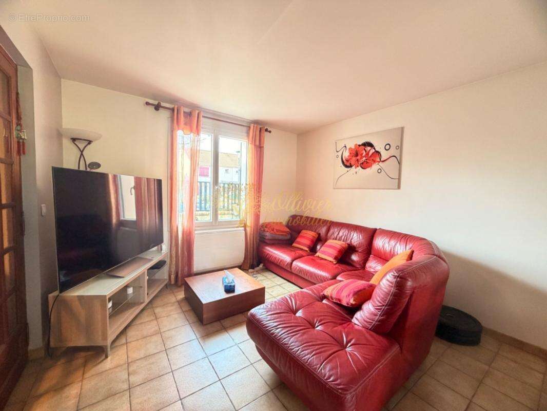 Maison à PONTAULT-COMBAULT