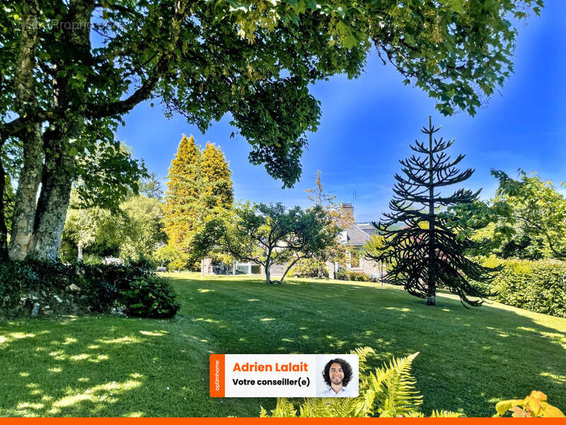 Maison à BERSAC-SUR-RIVALIER