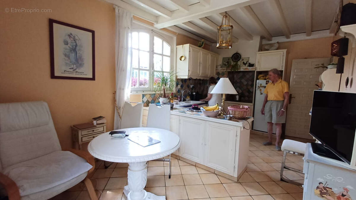 Maison à BELLERIVE-SUR-ALLIER