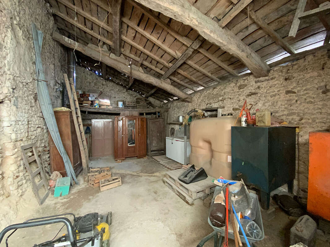 Maison à SAINTE-LHEURINE