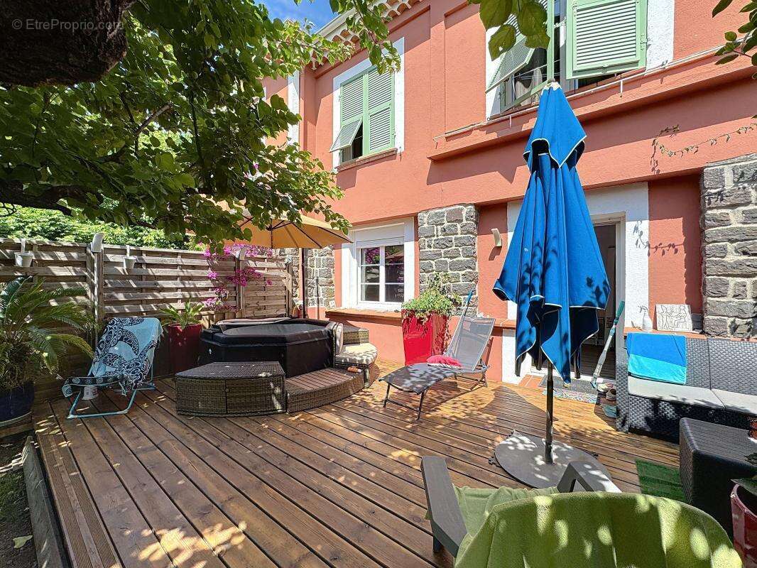 Maison à FREJUS