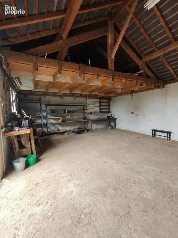 Maison familiale à St Antoine du rocher avec sous-sol complet et grand atelier - photo 14
