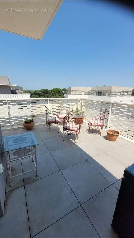 Appartement 109 m² à Castelnau-Le-Lez  - photo 2