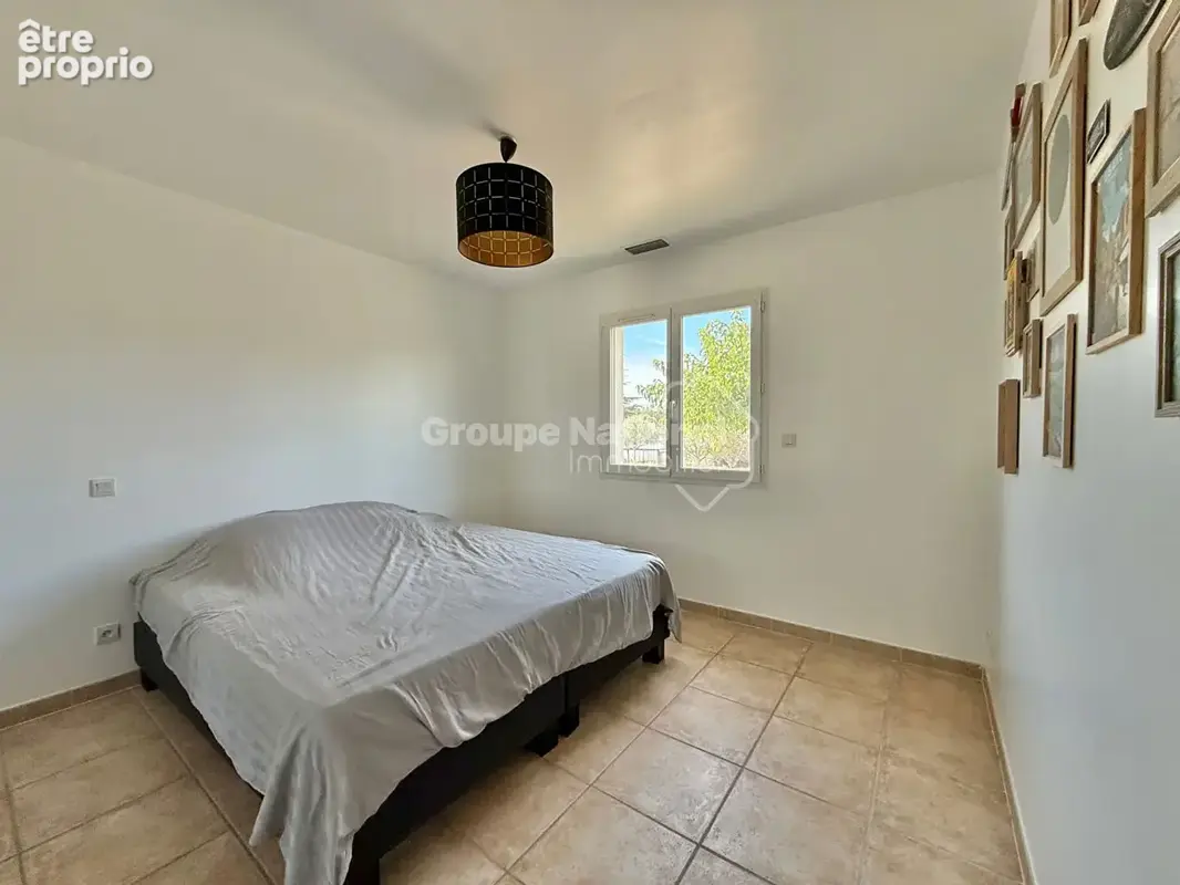 Villa contemporaine avec piscine sur grand terrain arboré, Montfrin - photo 9