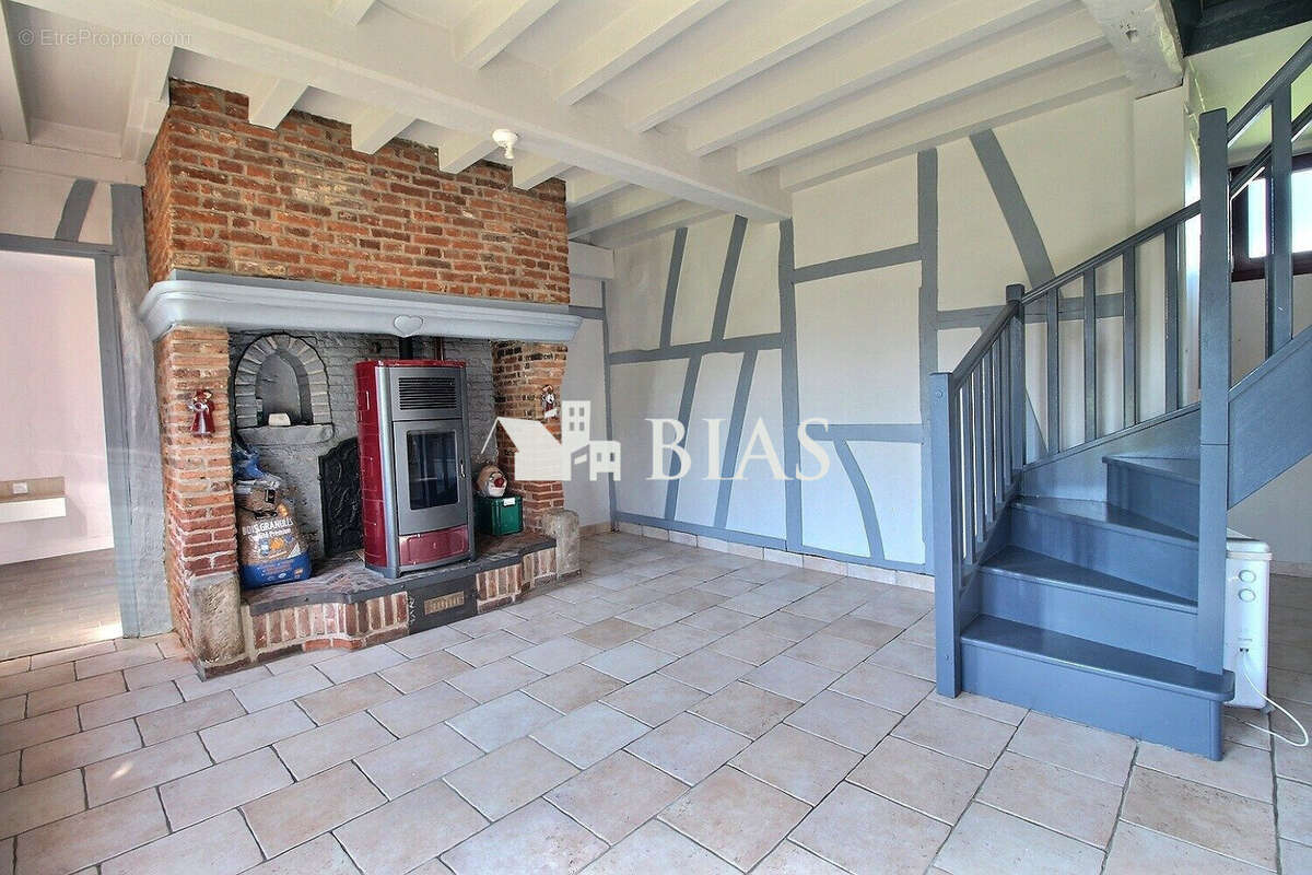 Maison à ROCQUEMONT