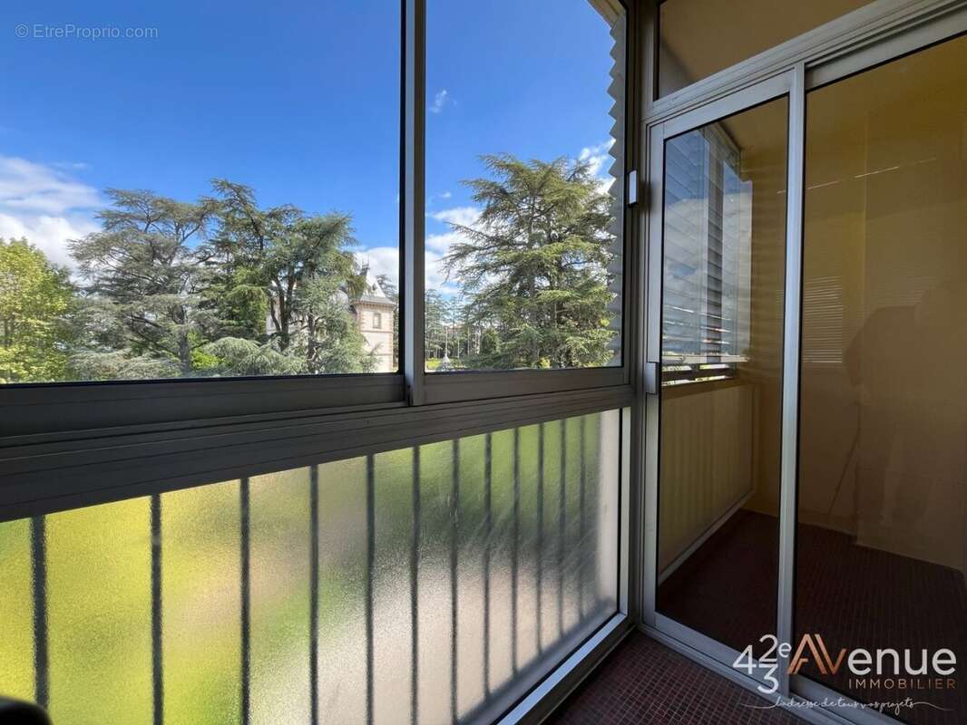 Appartement à ANDREZIEUX-BOUTHEON