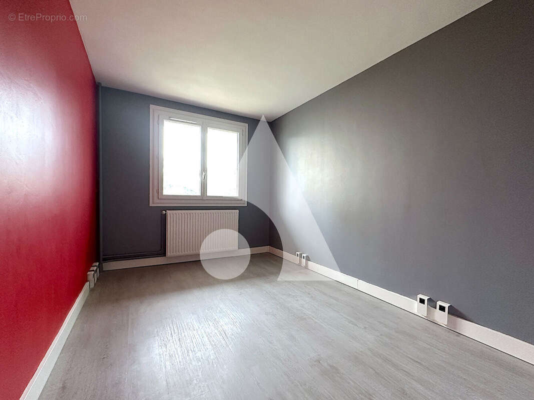 Appartement à CORBEIL-ESSONNES