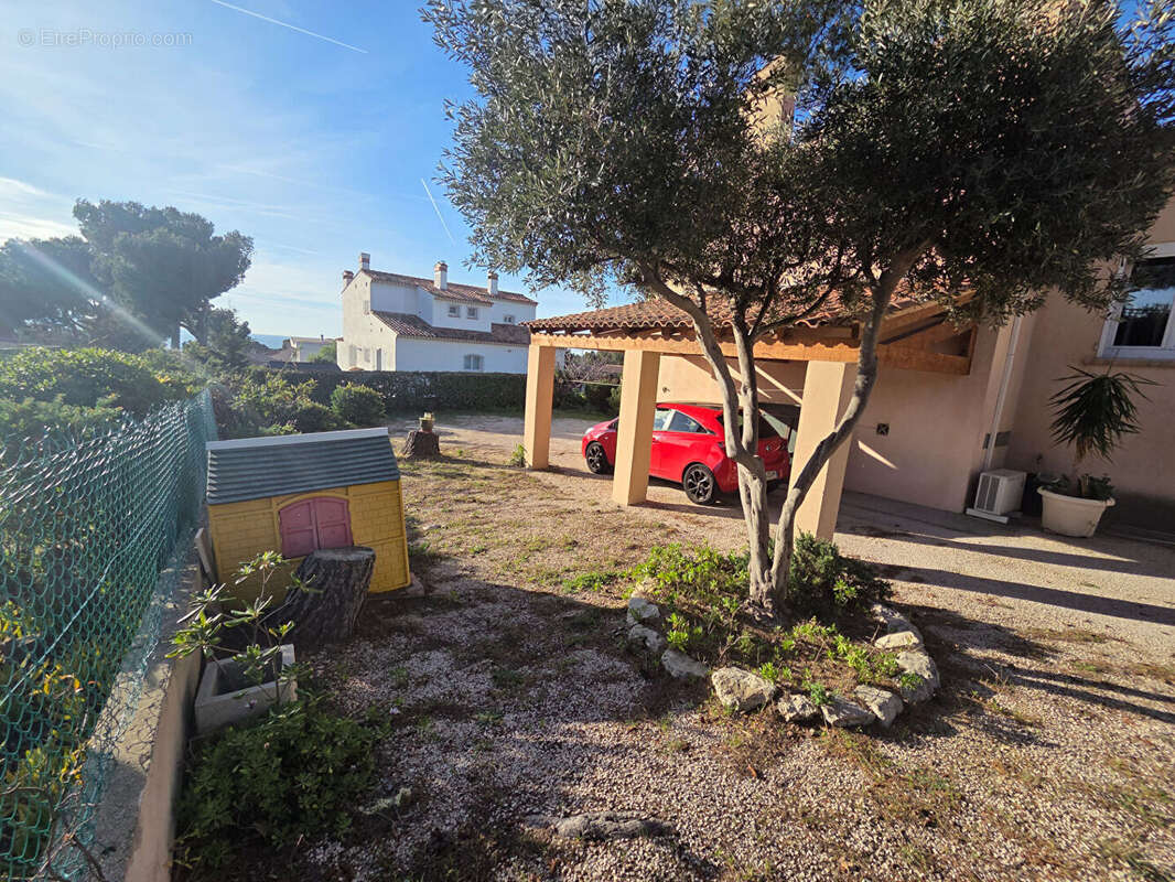 Maison à CARRY-LE-ROUET