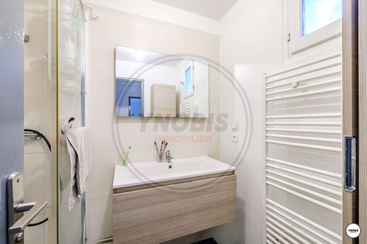 Maison à LES MUREAUX