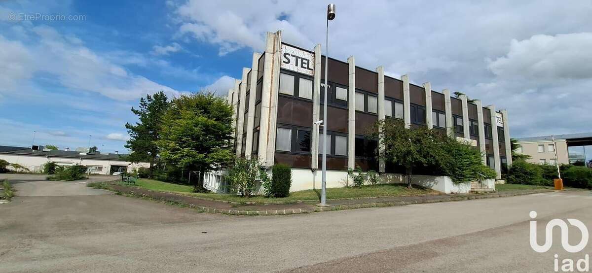 Photo 8 - Commerce à PONT-SAINTE-MARIE