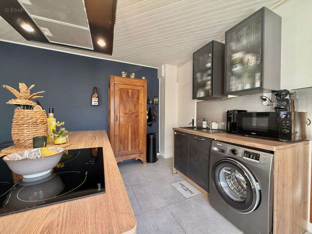 Appartement à CHENOVE