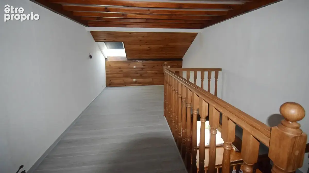 À VENDRE - VICHY - Maison 133 m² avec 4 chambres et un garage - photo 10