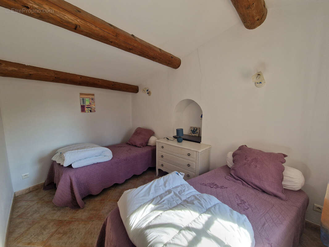 Maison à SAHUNE