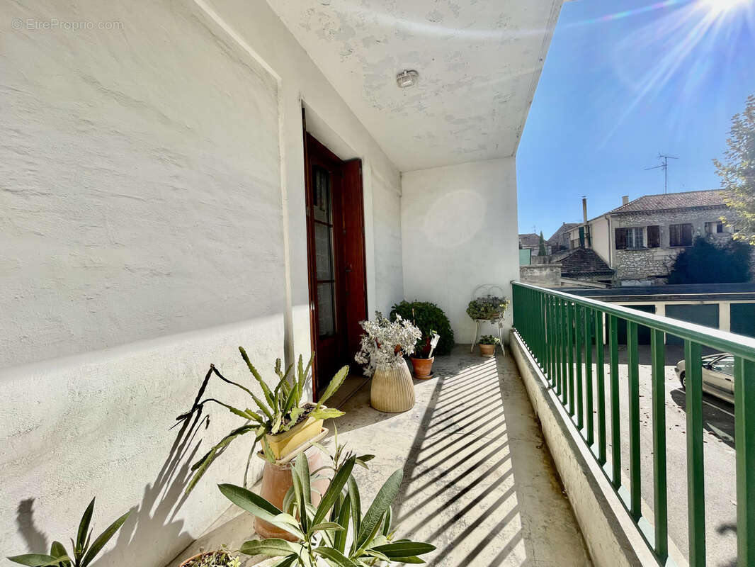 Appartement à CHATEAURENARD