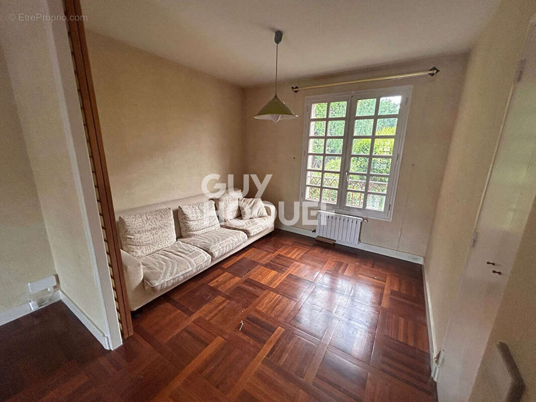 Maison à LES PAVILLONS-SOUS-BOIS