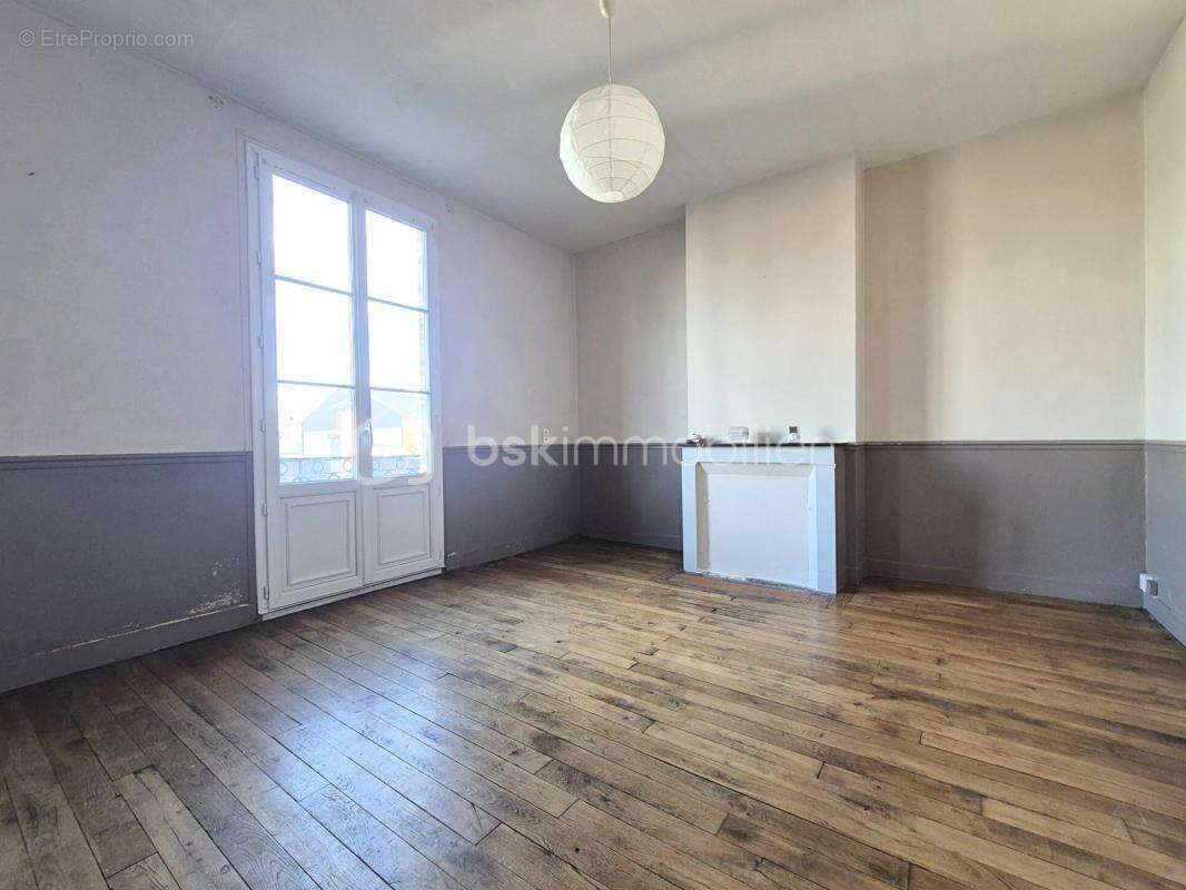 Appartement à FLEURY-LES-AUBRAIS
