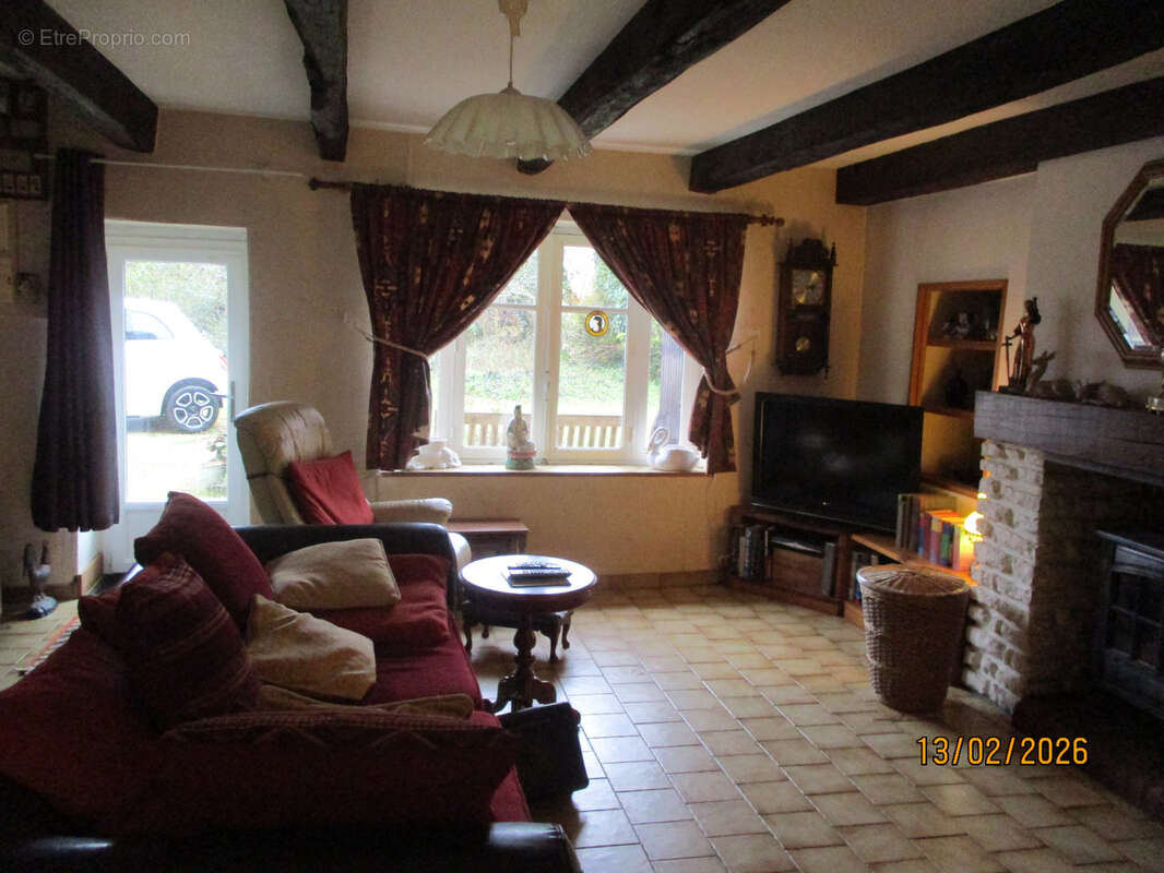 Ensemble immobilier de deux maisons. - photo 7
