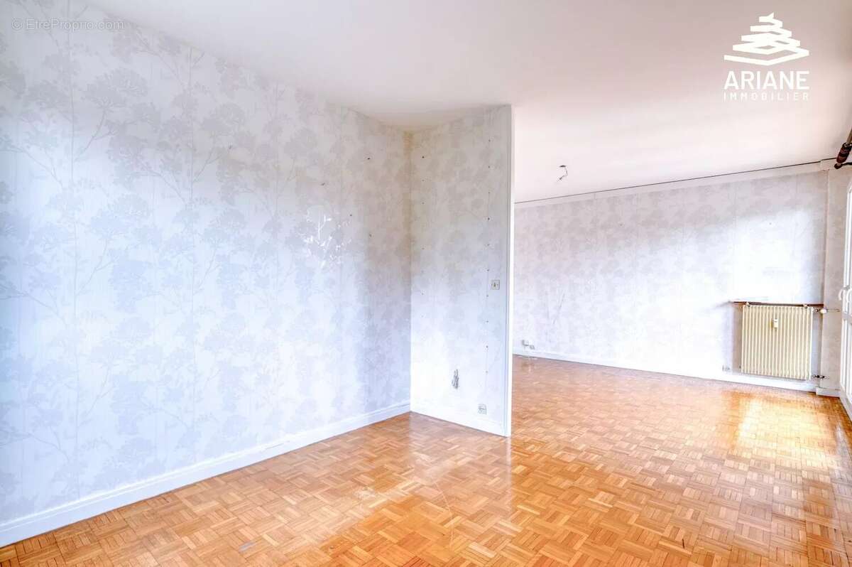 Appartement à LYON-9E