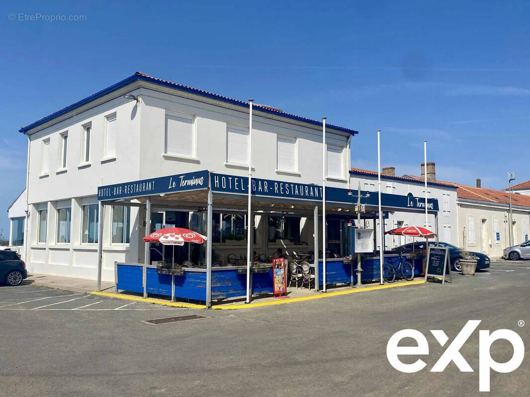 Autre à BOURCEFRANC-LE-CHAPUS