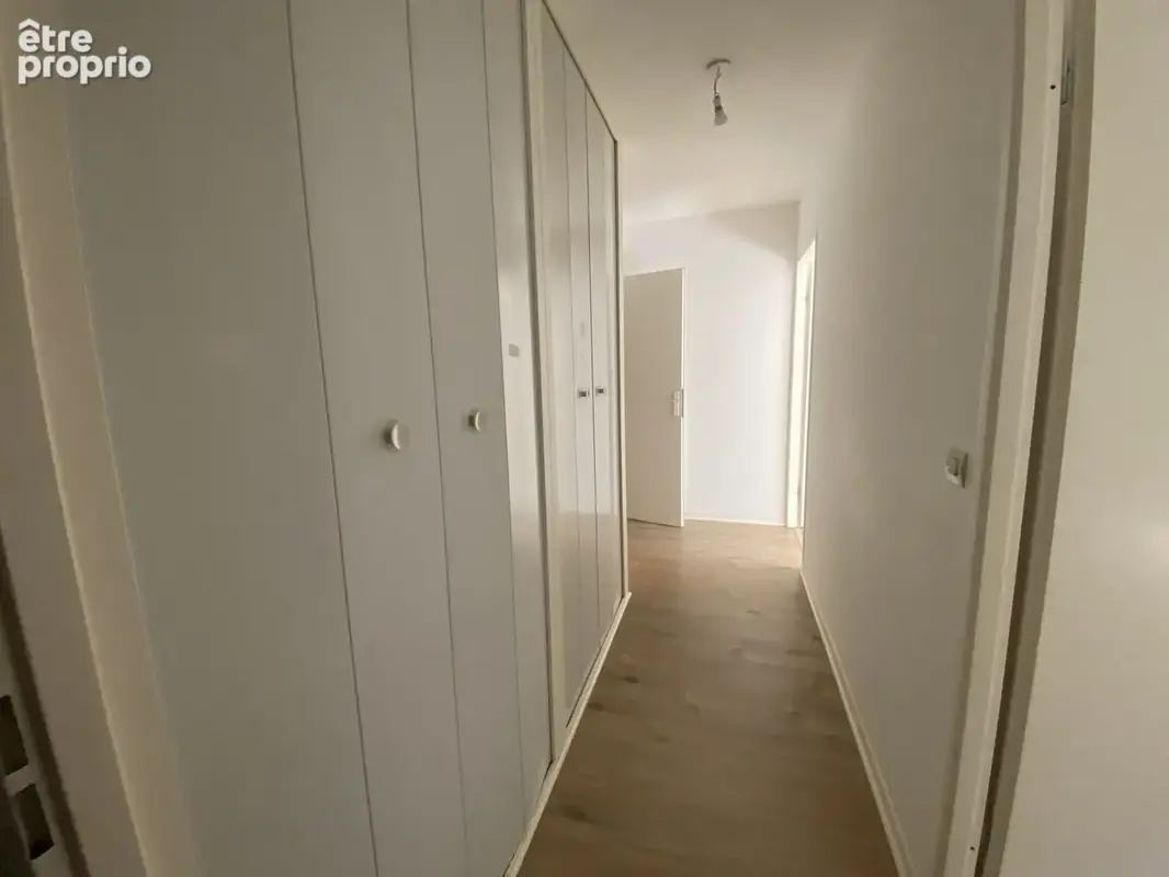 Appartement T5 avec jardin privatif, box et parking - photo 9