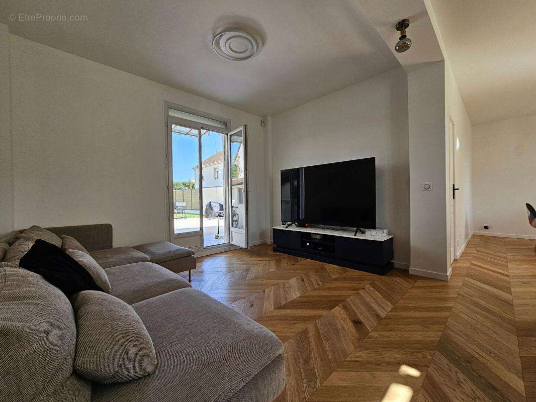 Maison à TAVERNY