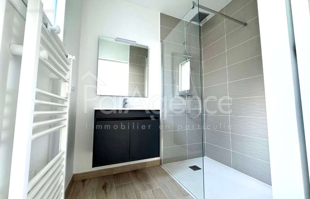 Maison à LES MATHES